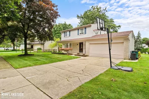 3719 Forge, Troy, MI 48083 photo 27