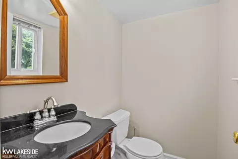3719 Forge, Troy, MI 48083 photo 18