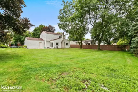 3719 Forge, Troy, MI 48083 photo 5