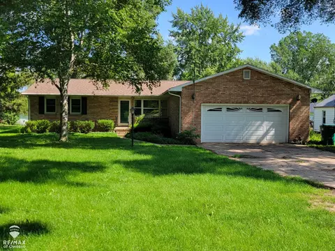 1491 S M-52, Owosso, MI 48867