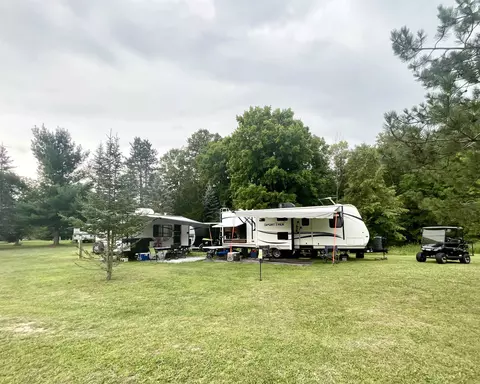 5347 Dover Way, Gladwin, MI 48624 photo 8