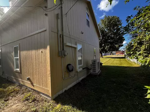 436 E Grout, Gladwin, MI 48624 photo 7