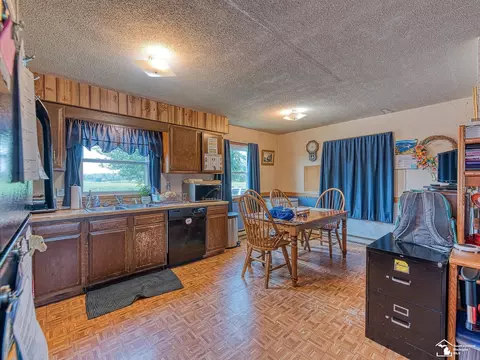 8383 Dixon, Monroe, MI 48161 photo 9