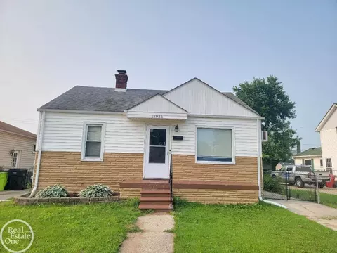 18936 Martin, Roseville, MI 48066