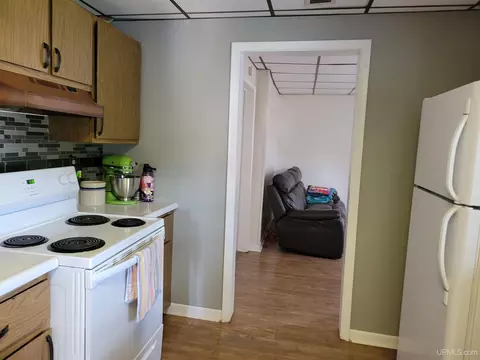 763 Maurice, Ishpeming, MI 49849 photo 2