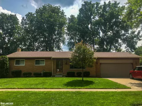 466 Hamilton, Almont, MI 48003