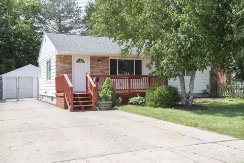 911 Thurman, Saginaw, MI 48602