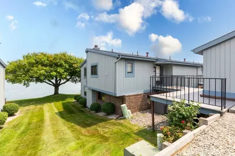 1715 N Riv #55, Saint Clair, MI 48079
