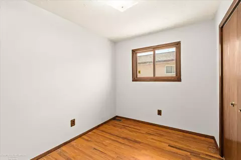 136 Kinross, Clawson, MI 48017 photo 24