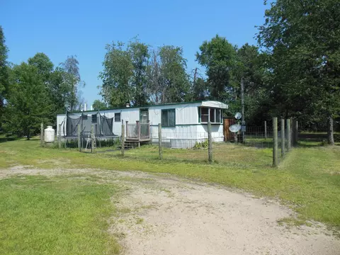 1745 Edwin, Harrison, MI 48625