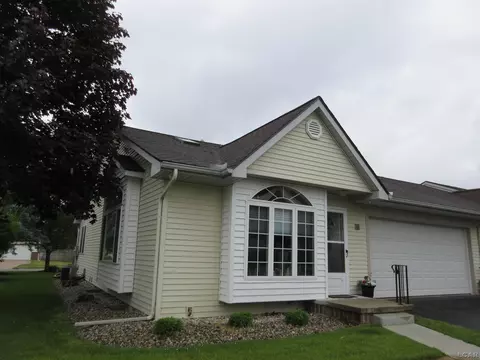 729 Clark St Apt 78 #78, Tecumseh, MI 49286