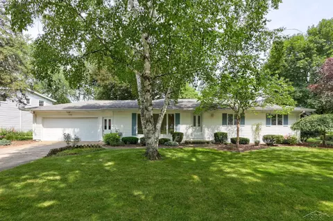 480 Sunburst Dr, Frankenmuth, MI 48734