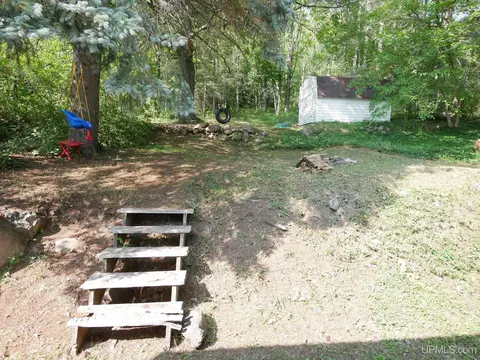 20940 Third, Hancock, MI 49930 photo 4
