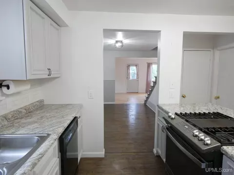 20940 Third, Hancock, MI 49930 photo 35