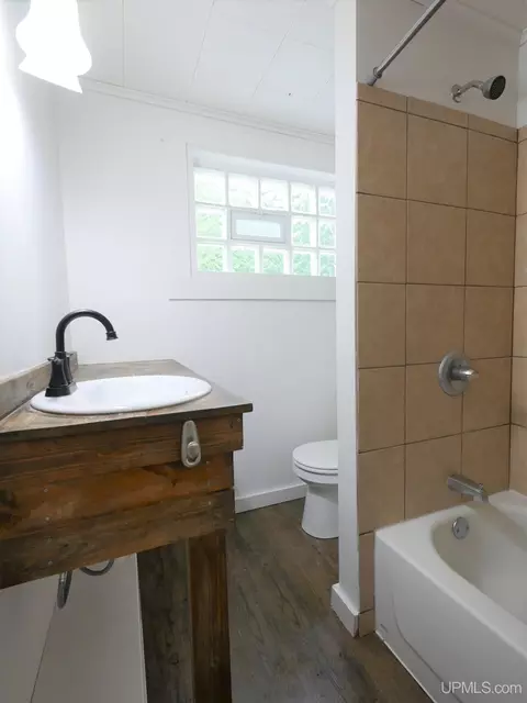 20940 Third, Hancock, MI 49930 photo 15