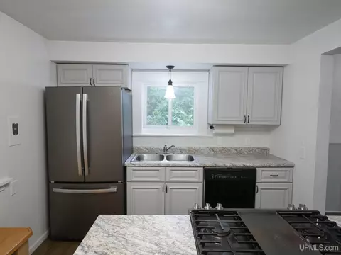 20940 Third, Hancock, MI 49930 photo 8