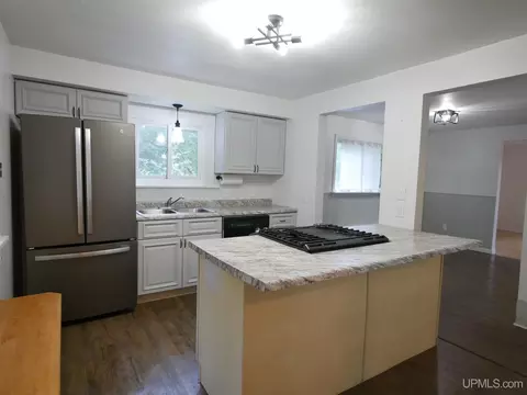 20940 Third, Hancock, MI 49930 photo 6