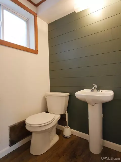 20940 Third, Hancock, MI 49930 photo 16