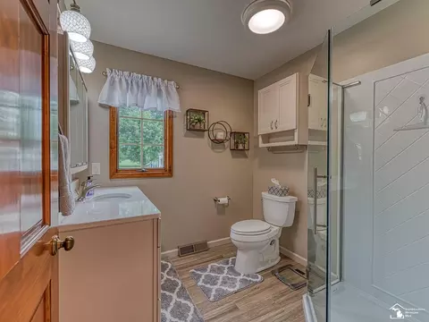 4650 Stadler, Monroe, MI 48162 photo 24
