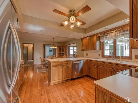 4650 Stadler, Monroe, MI 48162 photo 10