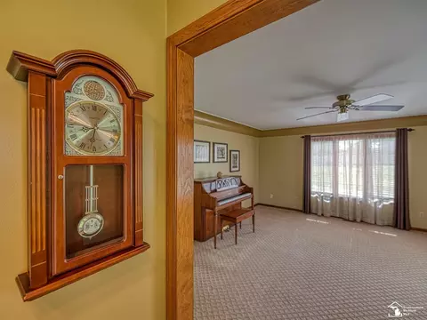 4650 Stadler, Monroe, MI 48162 photo 6