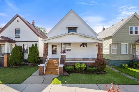 2694 Evaline, Hamtramck, MI 48212
