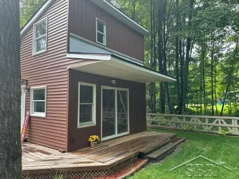 4770 N Water, Sanford, MI 48657