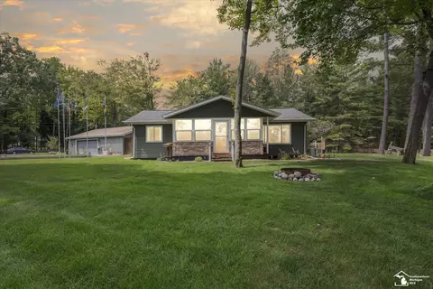 3694 Pinelands, Gladwin, MI 48624