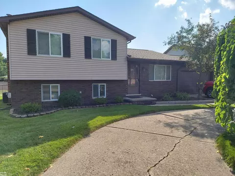 23182 Talbot, Clinton Township, MI 48035