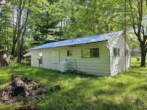 8335 Tedrow, Marion, MI 49665 photo 17