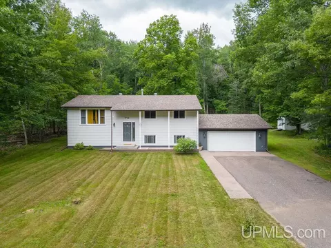 711 N Maple Hl, Gwinn, MI 49841