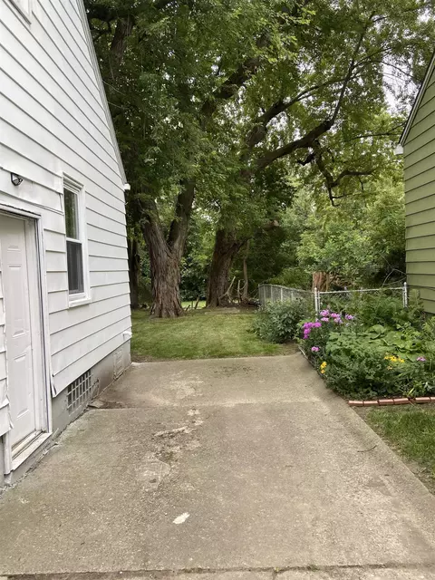 406 E Pulaski, Flint, MI 48505 photo 27
