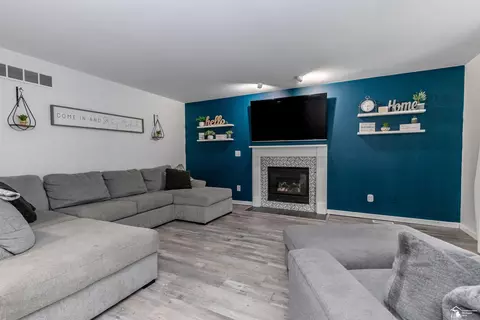 7592 Willow Pointe, Temperance, MI 48182 photo 10