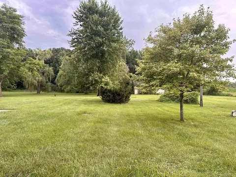 1244 E Newburg, Carleton, MI 48117 photo 33