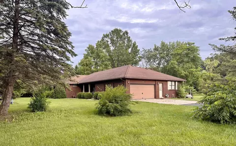 1244 E Newburg, Carleton, MI 48117 photo 6