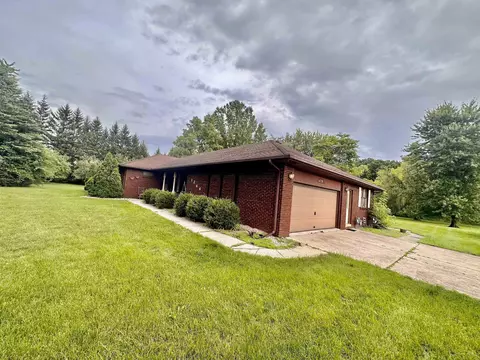 1244 E Newburg, Carleton, MI 48117 photo 36