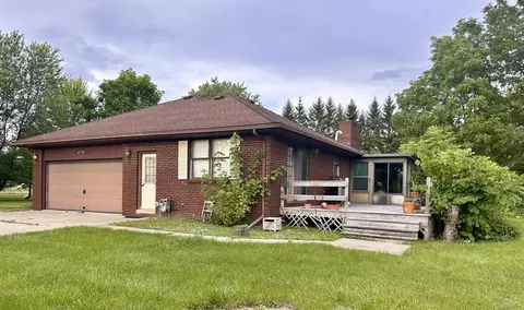 1244 E Newburg, Carleton, MI 48117 photo 5