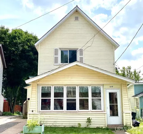 315 W Barnum, Ishpeming, MI 49849 photo 5
