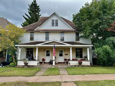 128 E Main, Negaunee, MI 49866