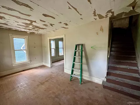 128 E Main, Negaunee, MI 49866 photo 3