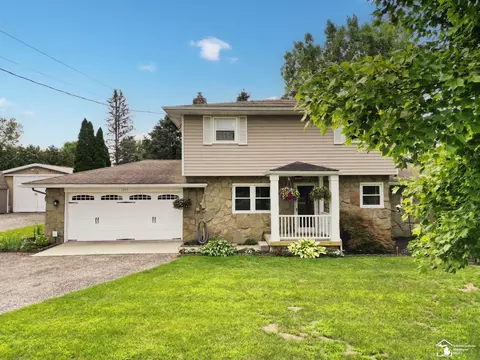 1655 Morocco, Ida, MI 48140 photo 2