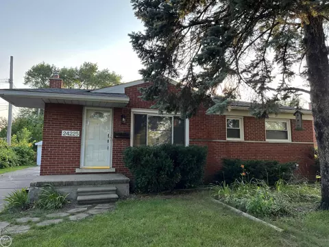 24225 Cottage, Warren, MI 48089