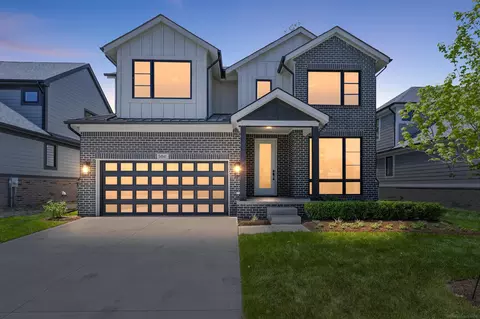 54795 Camden Apt Unit UNIT 12, Shelby Township, MI 48316