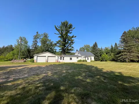 138 County Road Mm, Negaunee, MI 49866