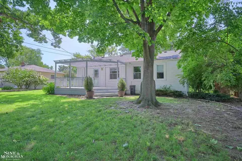 23377 Harrellson, Macomb, MI 48042 photo 15