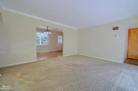 23377 Harrellson, Macomb, MI 48042 photo 4