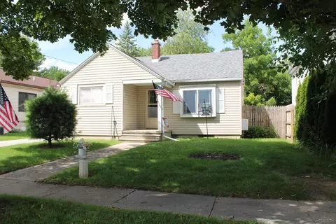 904 W Collins, Midland, MI 48640