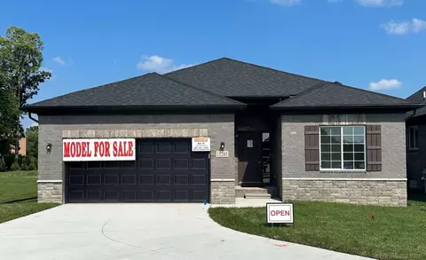15285 Eton Pointe, Clinton Township, MI 48035