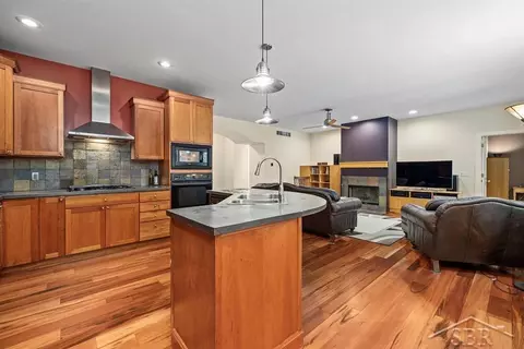 3899 E Tupelo, Midland, MI 48642 photo 10