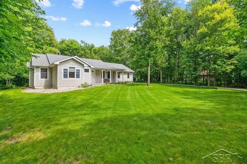 3899 E Tupelo, Midland, MI 48642 photo 46